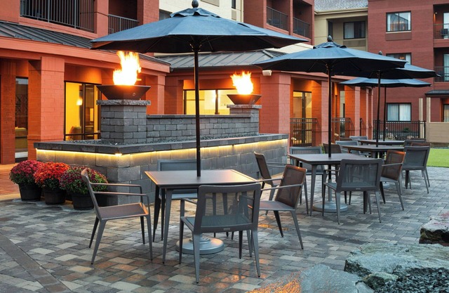 Courtyard Minneapolis St. Paul/Roseville by Marriott
