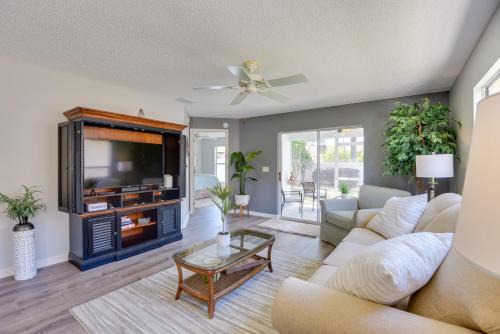 Courtyard Villa with Lanai and Community Amenities!