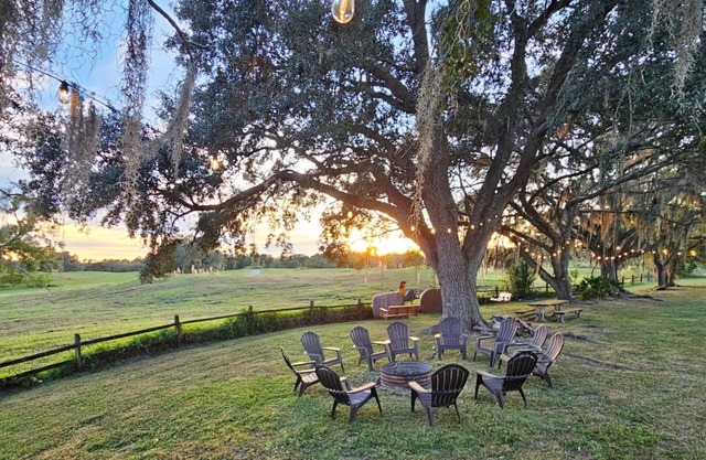 ✨Cowboy Charm 🤠 Golf Cart Available 🌻Backyard Bliss 🌾River Ranch Access 🔑
