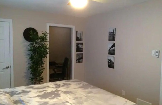 Cozy 1 Bedroom apartment near the Lake