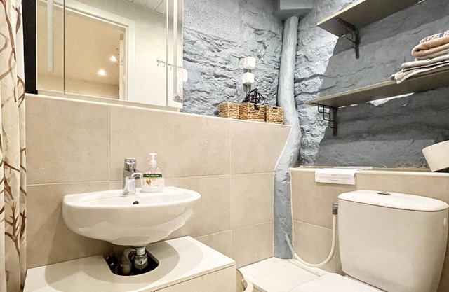Cozy 1-bedroom apartment in lovely Tallinn with WiFi