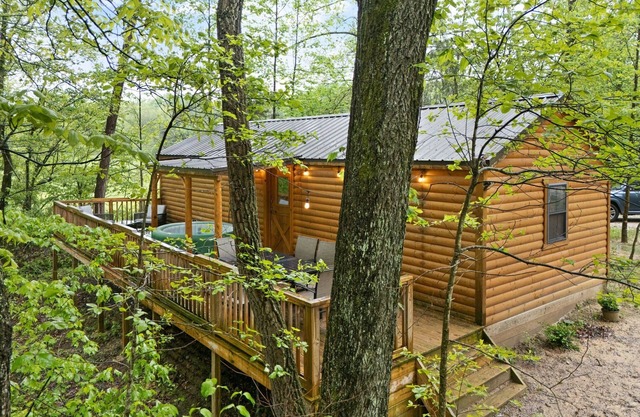 Cozy 1-Bedroom Retreat at Rough Creek Bunkhouse in Powell County, KY - Perfect for 4 Guests!