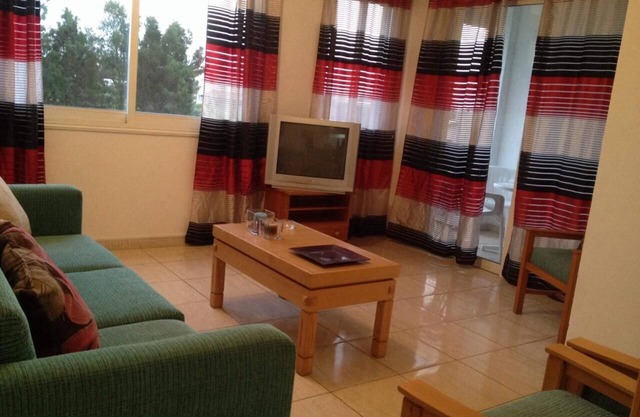 Cozy 1BR close to all Amenities, Free Wi-Fi, Near Bus Stop
