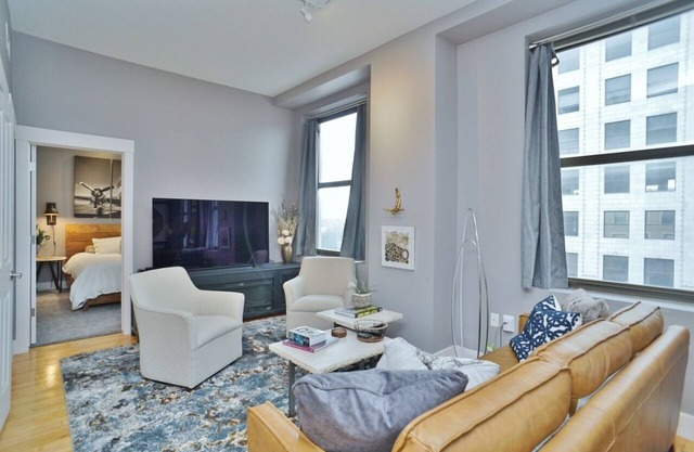 Cozy 2-bedroom condo in Downtown Lincoln