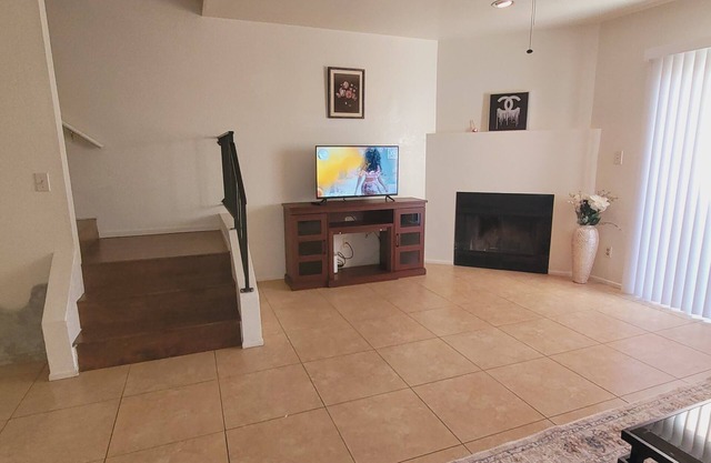 Cozy 2-bedroom townhome in charming Tucson with AC, WiFi. Located NW of Tucson .