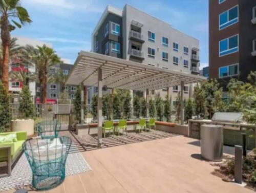 Cozy 2bd Apt Near Disneyland Anaheim Conv Center