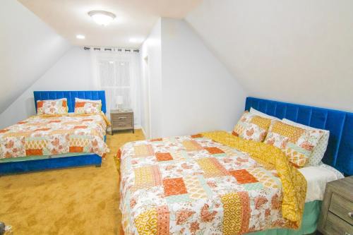 Cozy 2nd & 3rd Floor Retreat
