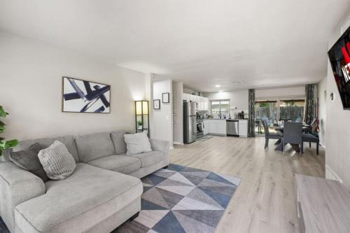 Cozy 3BR Home and Family-Friendly
