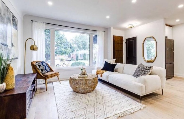 Cozy 5 bedroom close to trails & mountain scenery