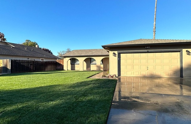 Cozy and Convenient Entire Home For traveling professionals and families