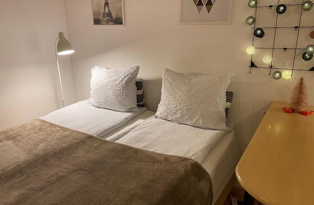 Cozy and peaceful Punavuori