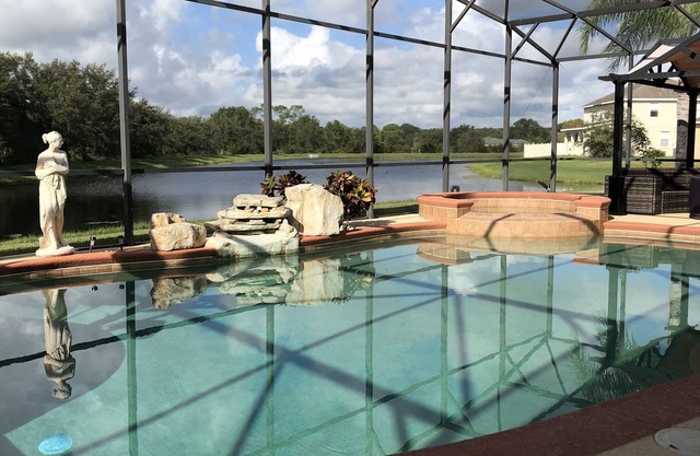 Cozy and very spacious home near Disney
