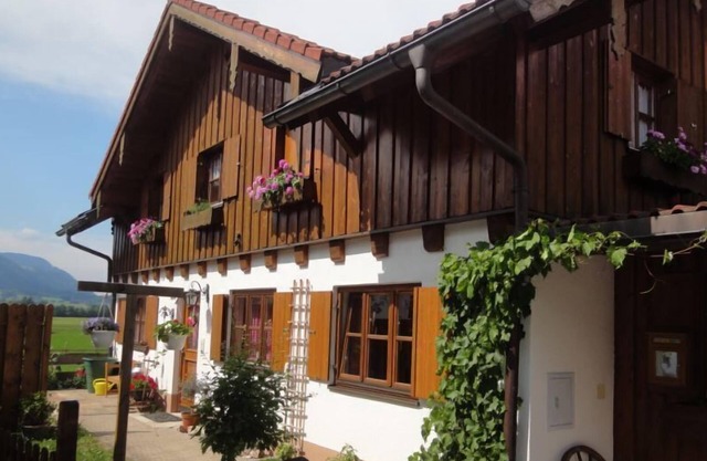 Cozy apartment for 2 (-3) people in the beautiful Allgäu