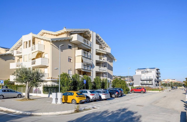 Cozy apartment in Tortoreto Lido