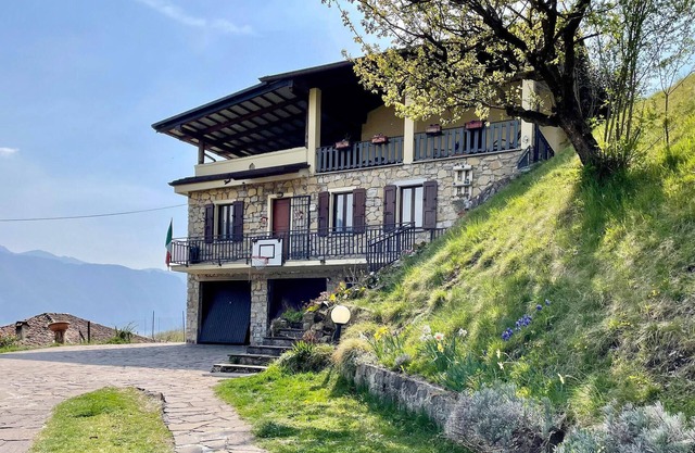 Cozy apartment in Anfo with WiFi