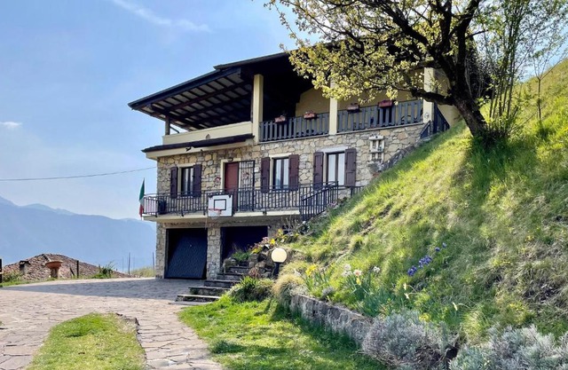 Cozy Apartment In Anfo With Wifi