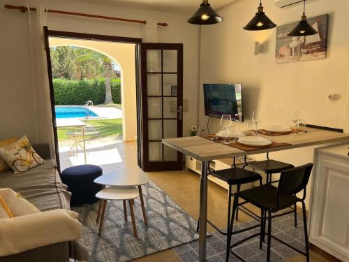 Cozy Apartment in Son Xoriguer October Stays Walk to Beach Special offer last availability