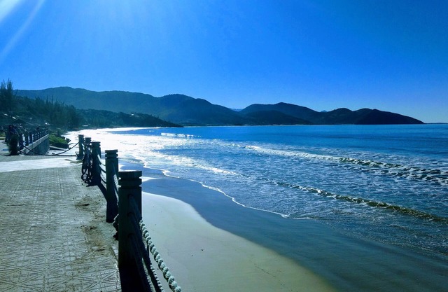 Cozy apartment in the center of Garopaba, 300m Garopaba Beach!