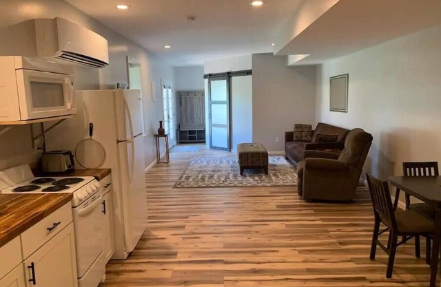 Cozy Apartment located on our 5-acre property
