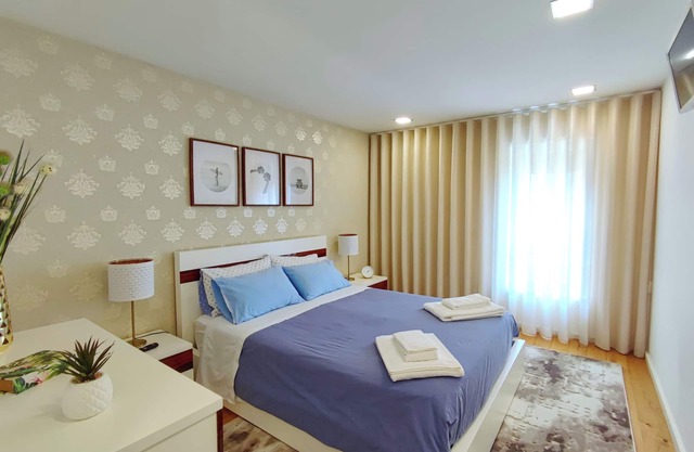 Cozy Apartment w/AC near metro - 5 min from beach!
