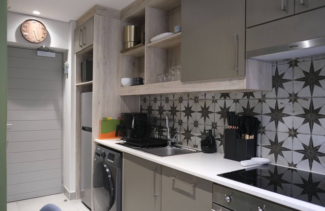 Cozy apartment with WiFi and AC in charming Stellenbosch