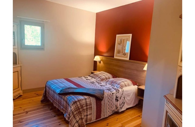 Cozy apartment with Nadège and Raphaël