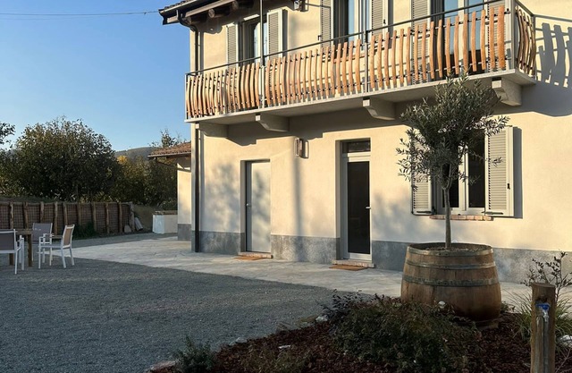 Cozy Apartment with sauna, whirlpool, Wi-fi, a/c and free parking