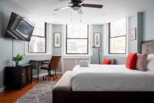 Cozy Back Bay Studio and Close to Fenway