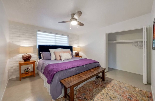 Cozy & Bright/2 BR 1 BA/Central/Spotless