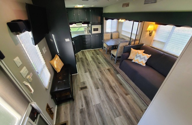 Cozy Camper down Wind Song: In the Black Hills