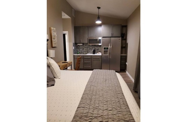Cozy Comfortable Studio Suite 5