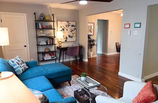 Cozy Condo in Prime Location!