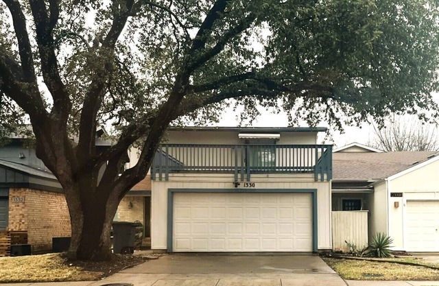 Cozy, Convenient Townhome Living
