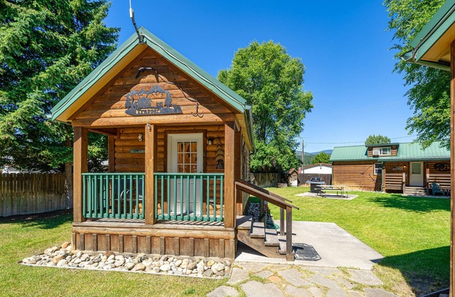 Cozy cottage at the edge of town