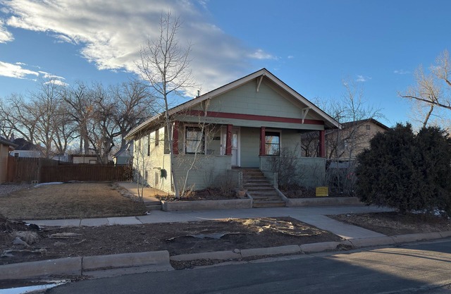 Cozy Craftsman Home Close to UW and Downtown