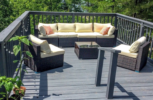 Cozy Dog-Friendly Retreat on Westport Island: Enjoy Serene Nature & Walk to Waterfront!