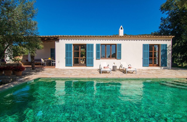 Cozy finca with pool & air conditioning in an idyllic hillside location near Son Servera