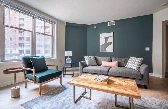 Cozy Foggy Bottom 1BR w/Gym, Pool, DM, nr. Georgetown, by Blueground