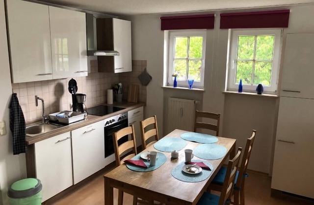 Cozy four-room vacation apartment for up to 6 people with sunny terrace and balcony