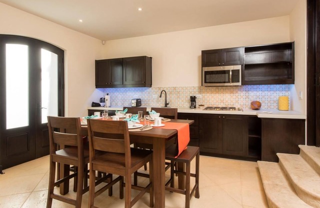 Cozy fully Equipped apartment Steps to the Beach - At Las Catalinas