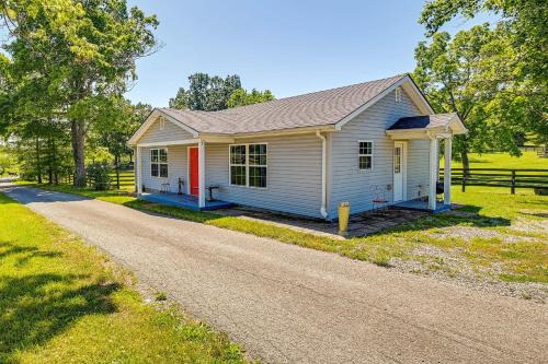 Cozy Georgetown Cottage on a Working Horse Farm!