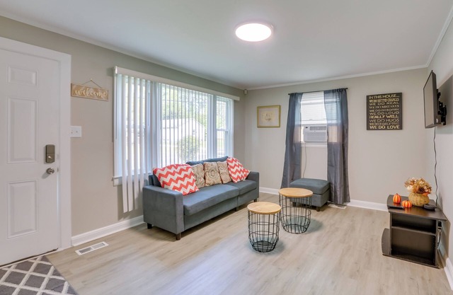 Cozy Greensboro Vacation Rental w/Deck & Fire Pit