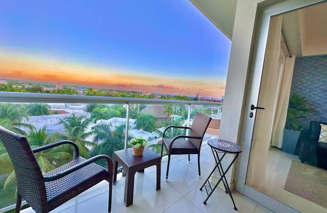 Cozy Hideaway Apt Near Beach