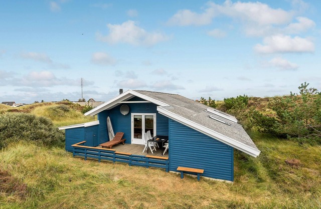 Cozy home in Frøstrup with kitchen