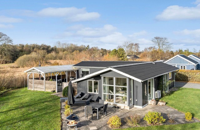 Cozy home in Haderslev with WiFi