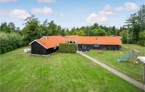 Cozy Home In Væggerløse With Sauna