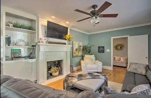 Cozy Home w 3 Full Baths 29205 Home Close to USC/FT Jackson