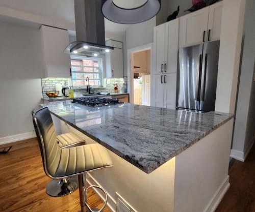 Cozy House 14 min from O'Hare -great area