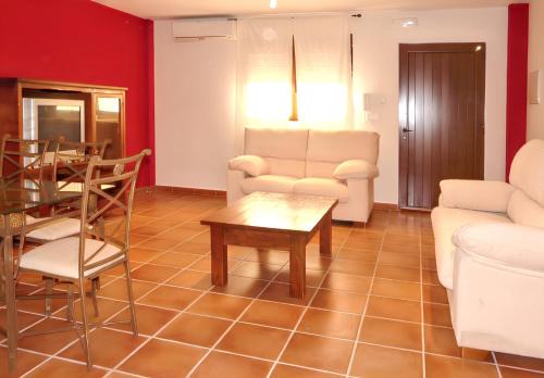 Cozy house in Villamiel with mountain view