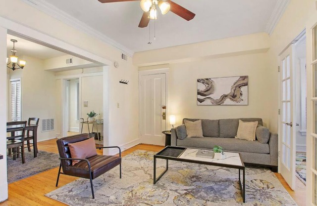 Cozy & Inviting 2BR Apartment - Sunnyside 3F